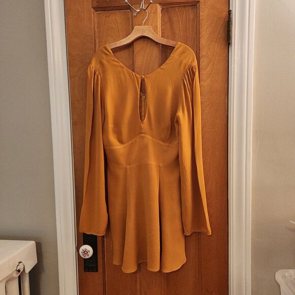Reformation Delancey Rare Goldenrod Mustard Longsleeve Keyhole Mini Flare Sz 12 - Picture 4 of 13